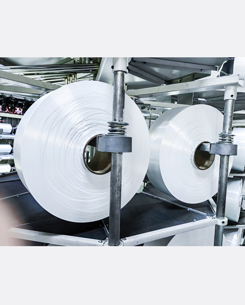 Hvordan er glansen af ​​FDY Yarn sammenlignet med andre garner?